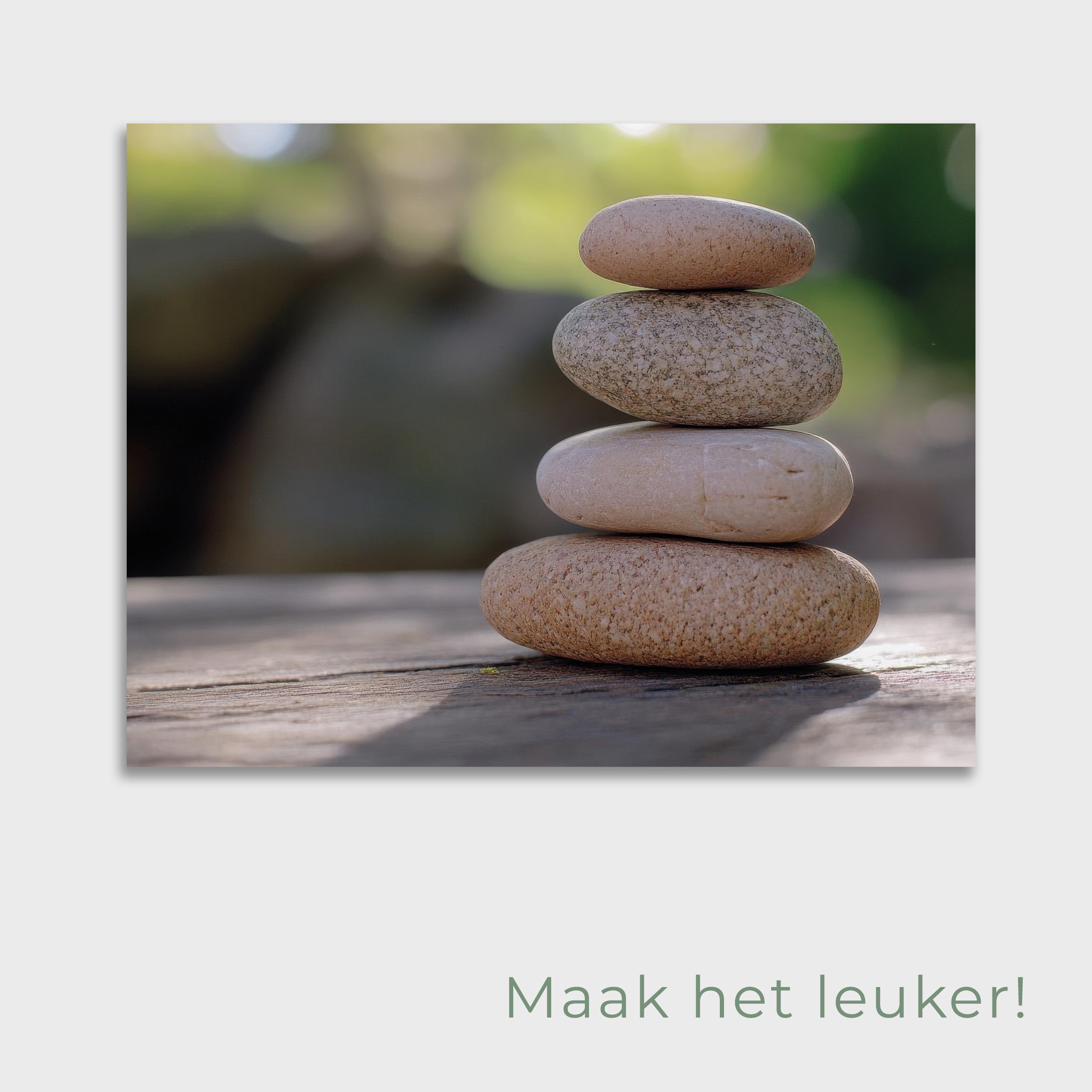 Tuinposter Stacked - een zen achtige sfeer met stenen
