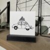 decoratief tegeltje met houder, met auto print en kerst cadeautjes